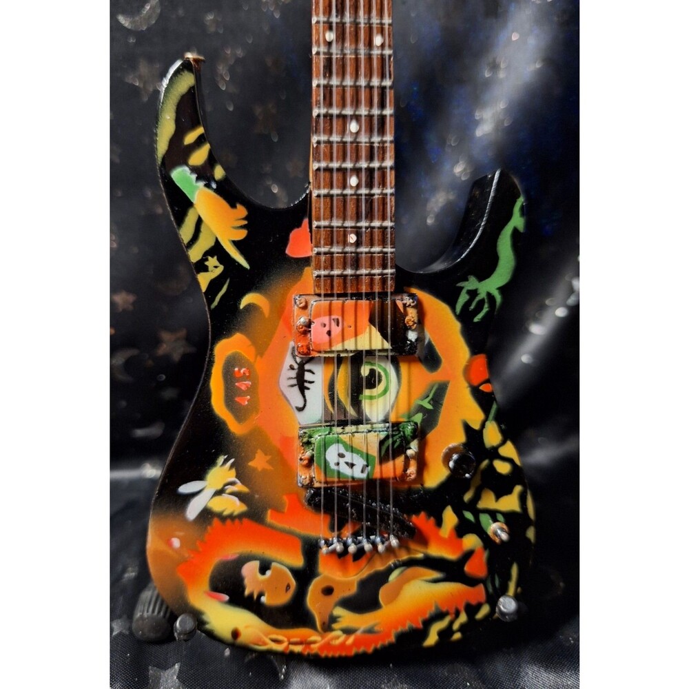 Axe Heaven Kirk Hammett Cult Eye KH-302 Mini Guitar Replica - New